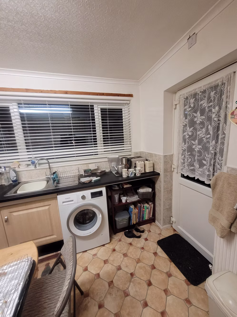 KITCHEN MAKEOVER - NEW ROMNEY Before 2